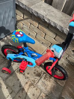 Spidey toddler bike + protection gear