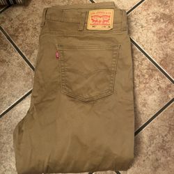 Levi’s Jean’s Size 42x30