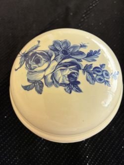 Vintage Blue Floral Ceramic Dish / Trinket Bowl – Cottage Style Décor