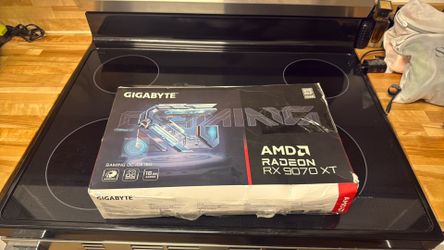 Radeon RX 9070 XT