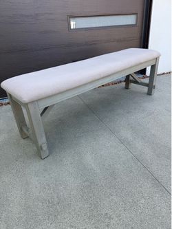 Powell Furniture 5’ Upholstered Entryway Bench – Rustic Gray Wood