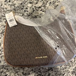 Designer Bags… Last season, returns or imperfections 