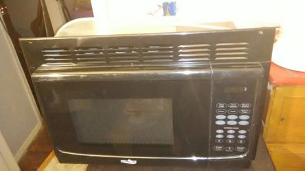HIGH POINTE RV MICROWAVE MODEL EM925RWW for Sale in Broken