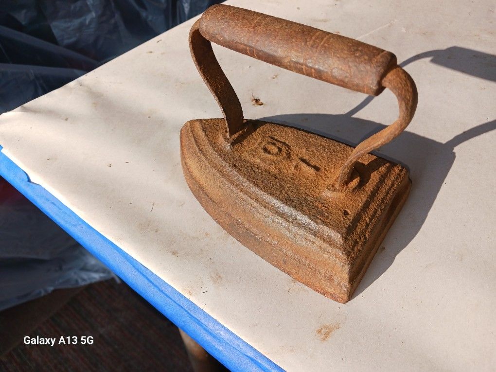 Vintage Sad Iron