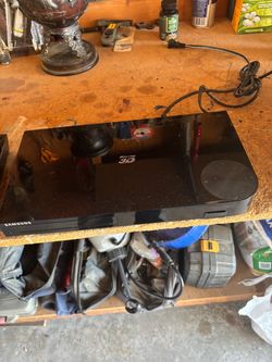 Two 3d blu ray dvd players