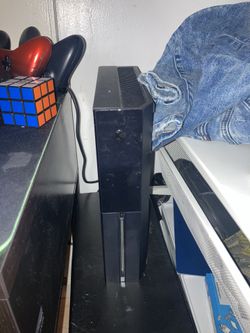 Xbox One With Red Controller
