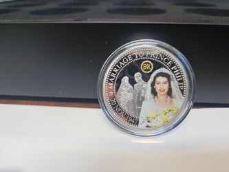 Queen Elizabeth Platinum Jubilee Proof Coin with box