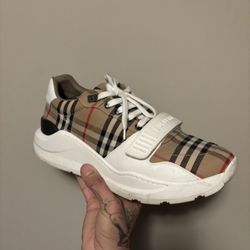Burberrys