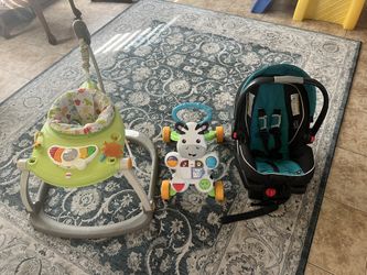 Baby Walking + Newborn Carseat