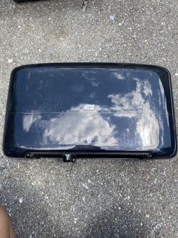 Tork Toilet Paper Dispenser 