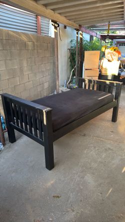 Twin bed and frame make an offer