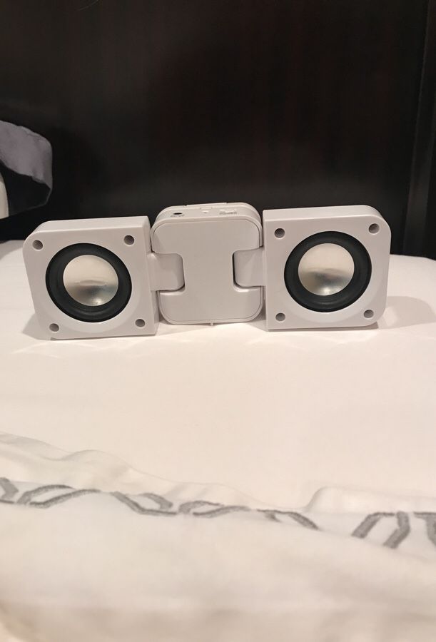 Dream Gear Speakers