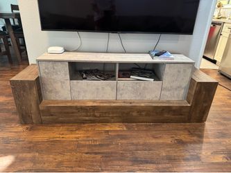 TV credenza