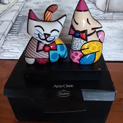 Romero Britto “Happy Cat Snob Dog” Porcelain Figure