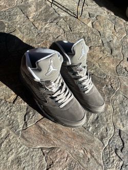 Wolf grey fives