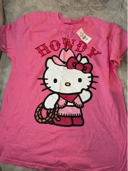 Hello kitty t-shirt size medium