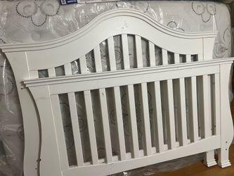 Full size bed with mattress!!!
