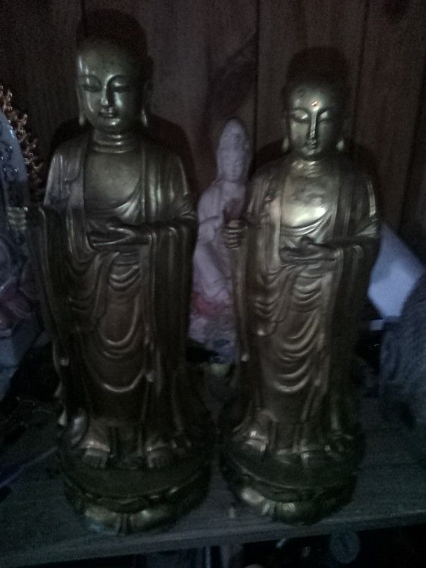 Two Match Buddhist Monk