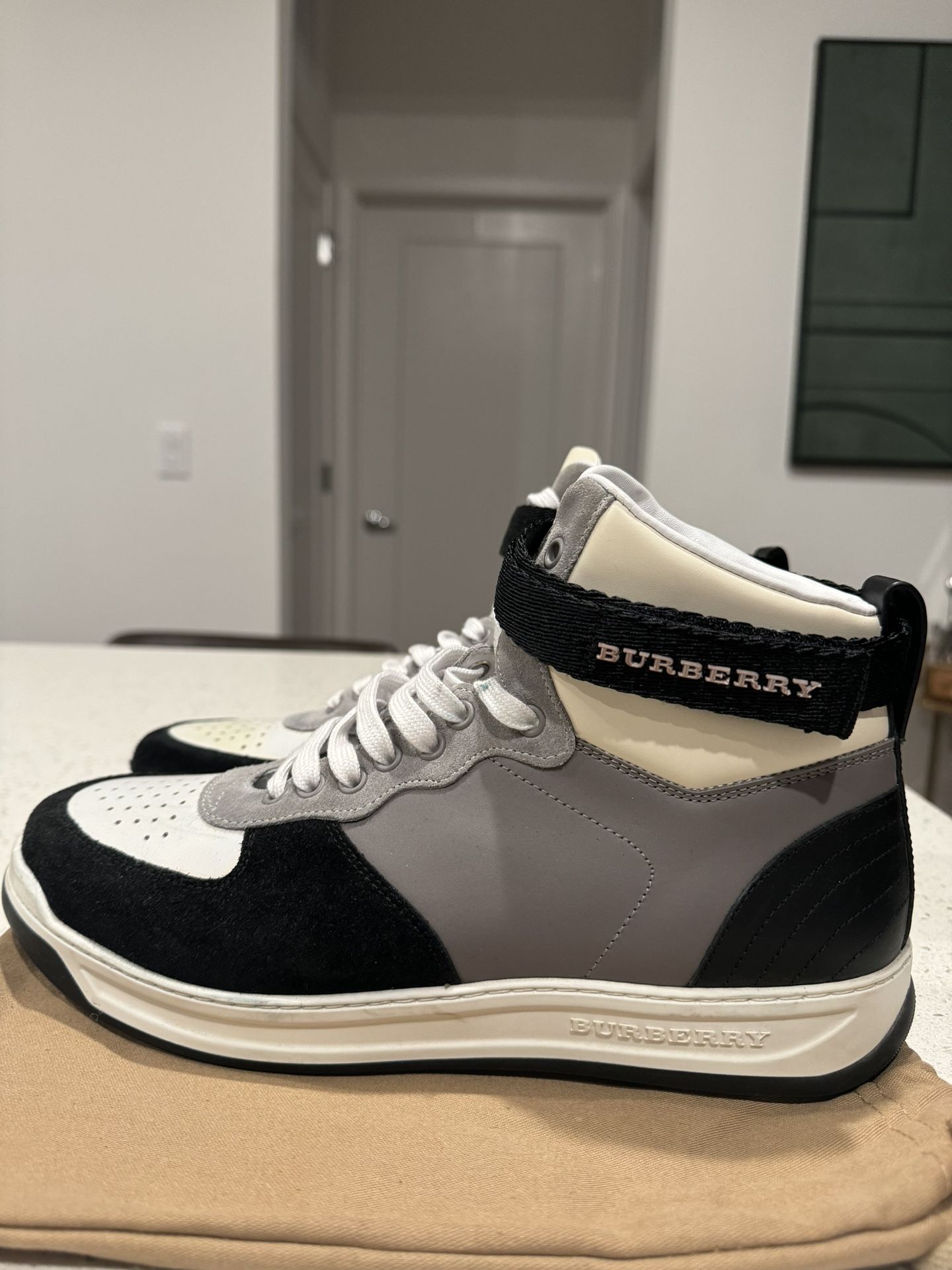 Burberry Black And White High Top Sneakers, Men’s Size 41 (US Size 8)