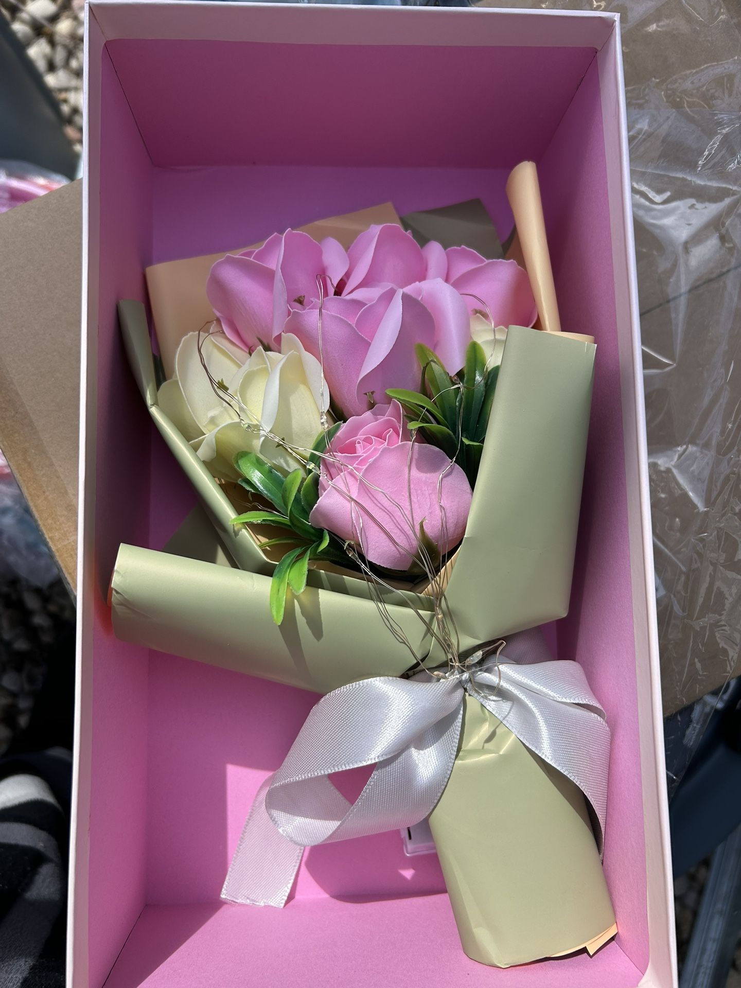 Beautiful Flower Bouquet Lights Up New