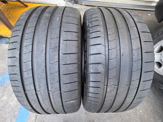 2 USED TIRES PIRELLI 285/40/22