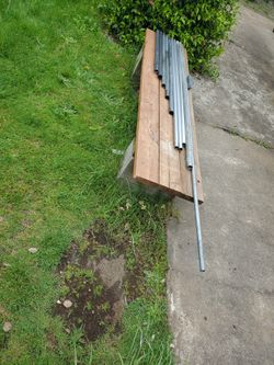 Horizontal Bar For Garden Trellis - 10 Galvanized Steel Tubes.