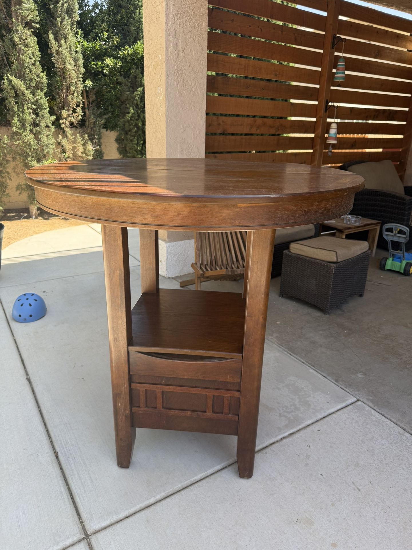 Pub Table