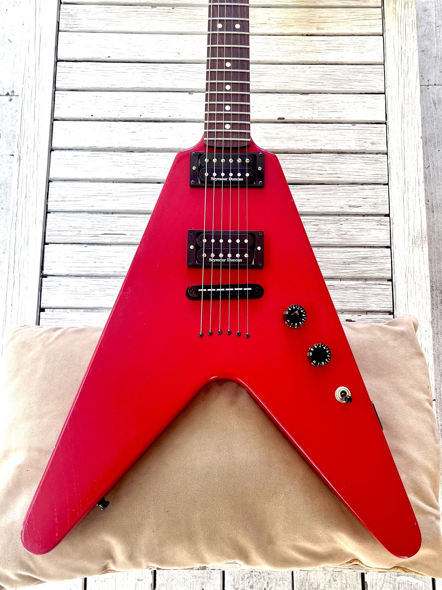Warmoth Flying V Ferrari Red