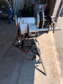 Rigid 300 pipe threader