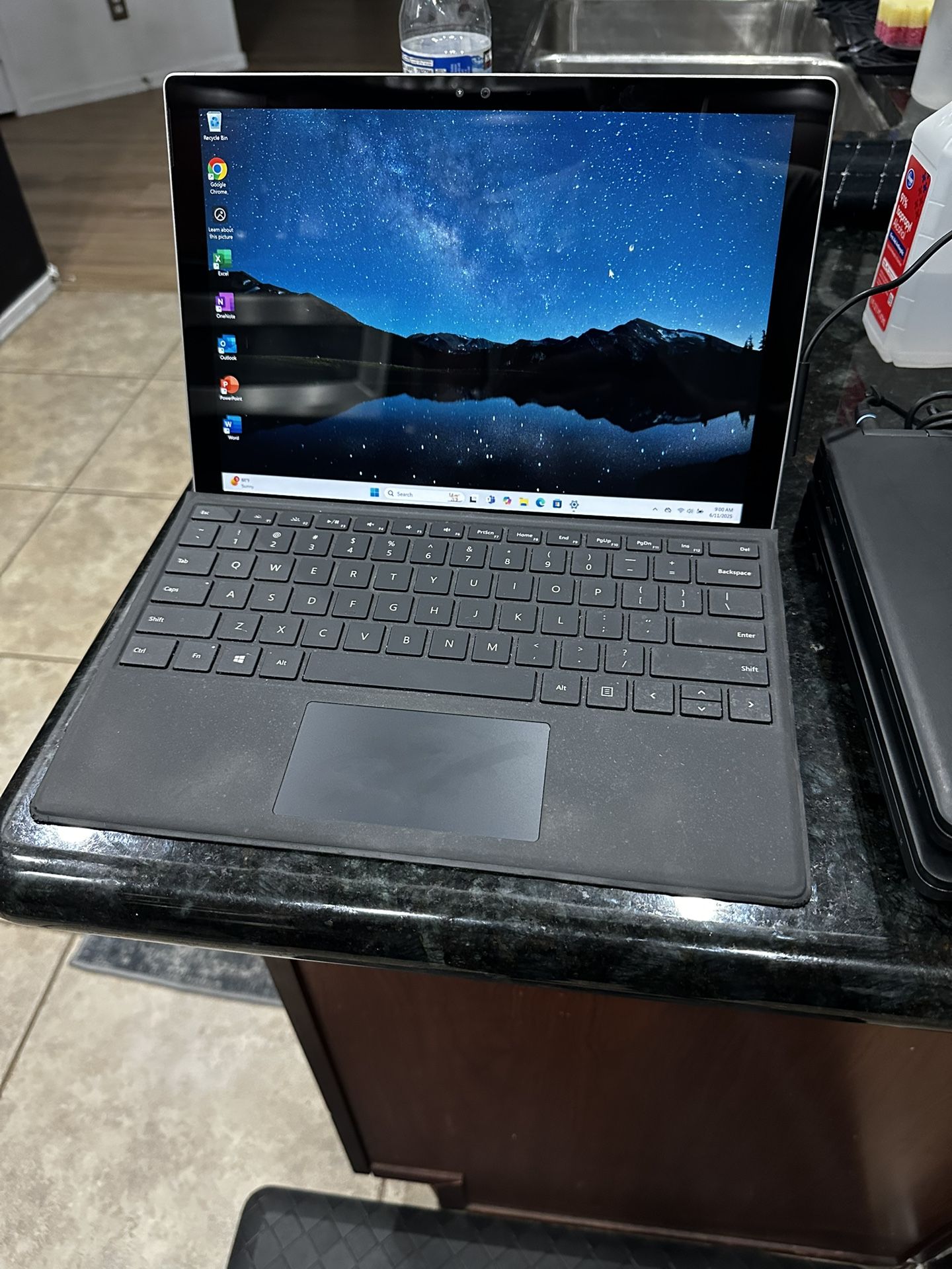 Microsoft Surface Pro 4 Laptop