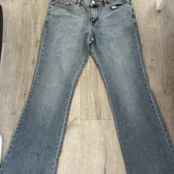 Straight leg jean