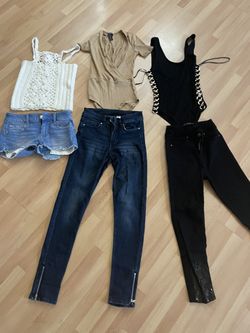 Super Cute Forever 21 Bodysuits And 00 SizeJeans