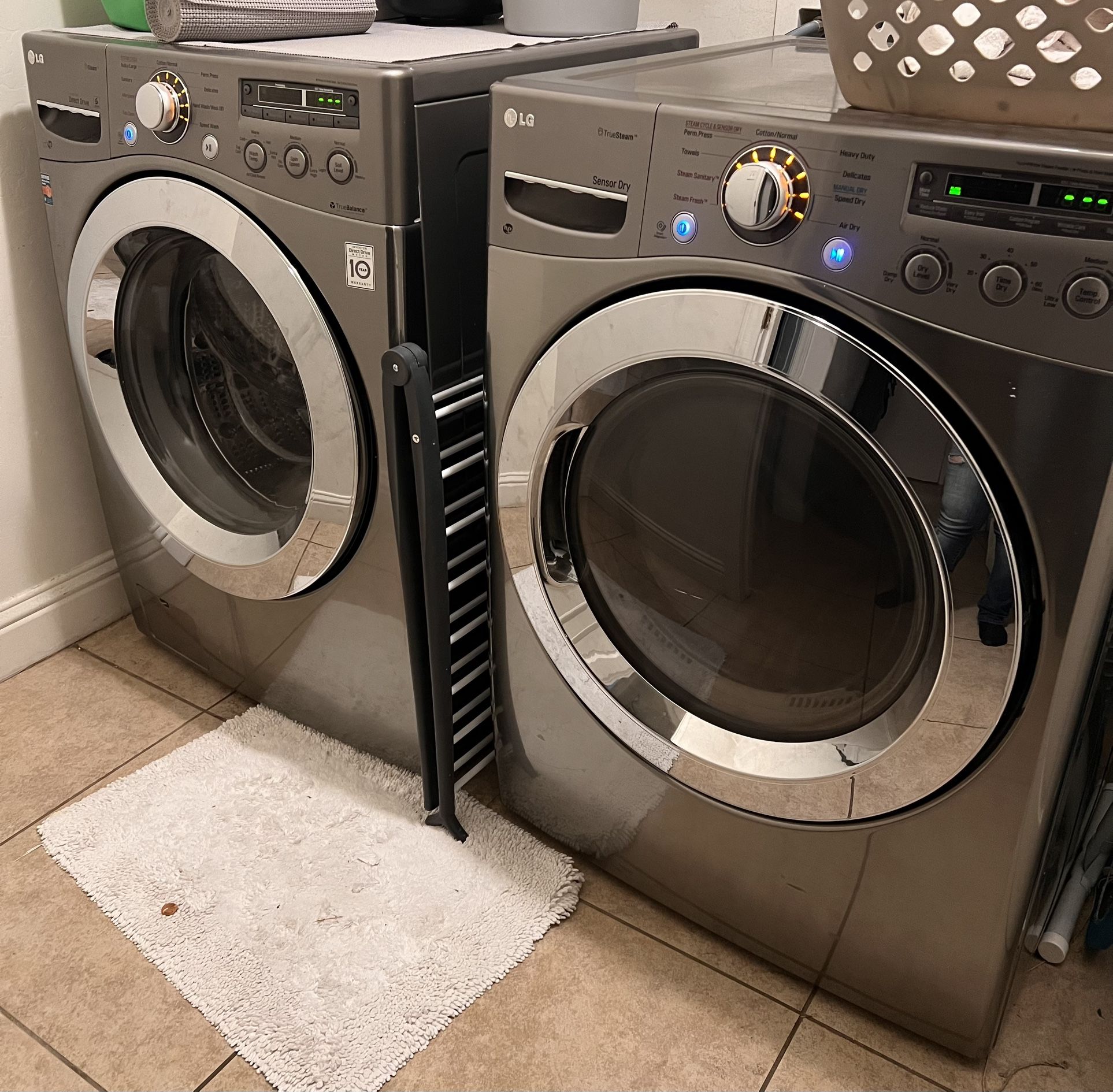 LG Front load washer & Dryer for Sale in Bakersfield, CA OfferUp