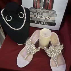 Elegant Pearl jewelry and sandals 