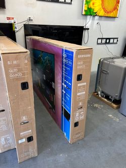 Samsung 85" QLED Q60CD Smart TV