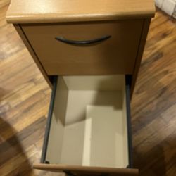 File cabinet (two Drawers)