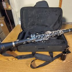 Glory Student Clarinet Kit W/ Case - New Condition