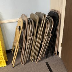 13 Folding Chairs Various Colors