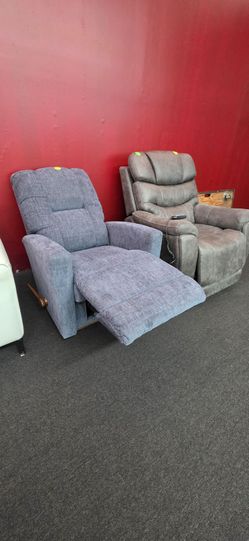LaZBoy manual recliner