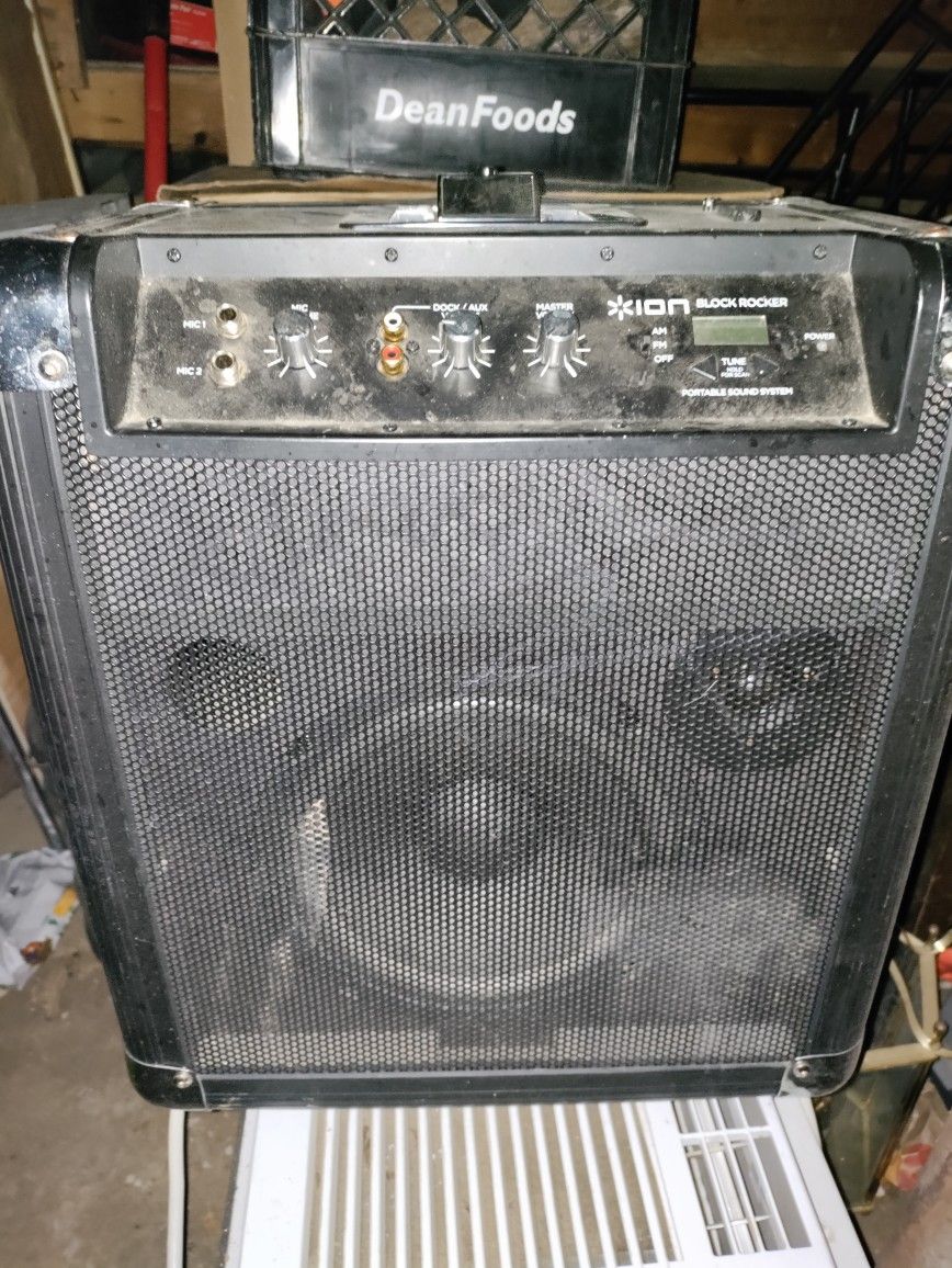 Ion Tailgater Portable Speaker System With Microphone And Power Cord