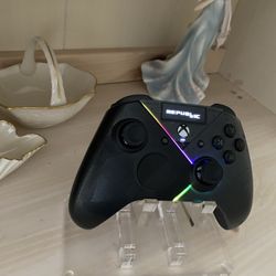 Rog Raikiri Pro Controller