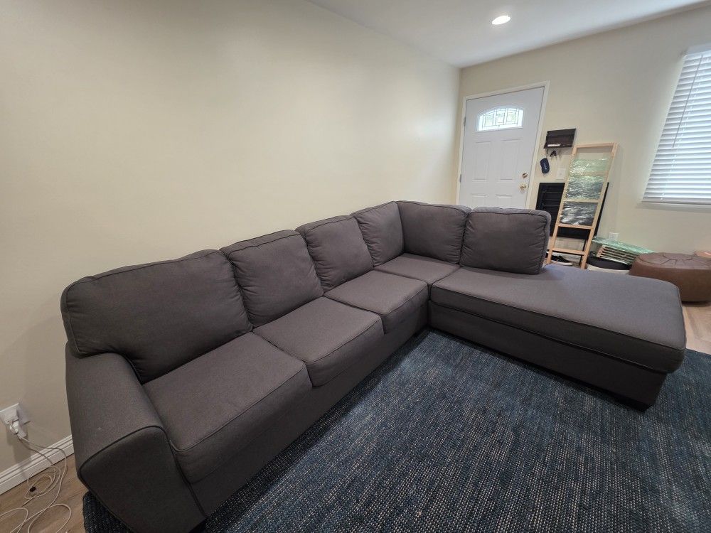 Chaise Sectional Couch