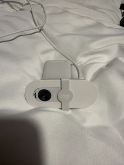 Logitech Brio white