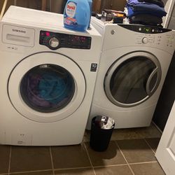 White Samsung Washer And GE Dryer In Great Condition 