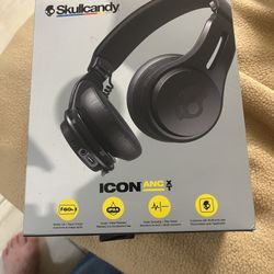 Headphones 