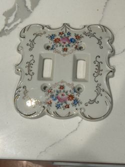 Vintage 1950’s/60’s Porcelain Switch Plate