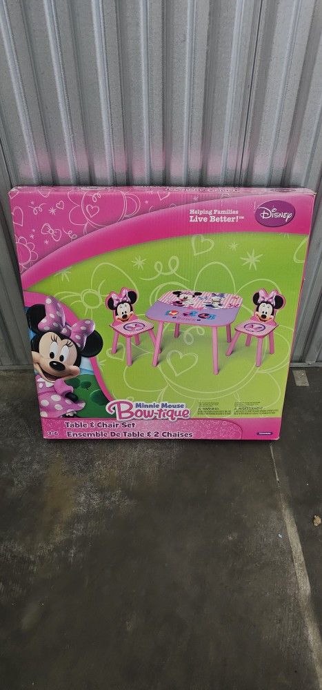 Little girl's table set