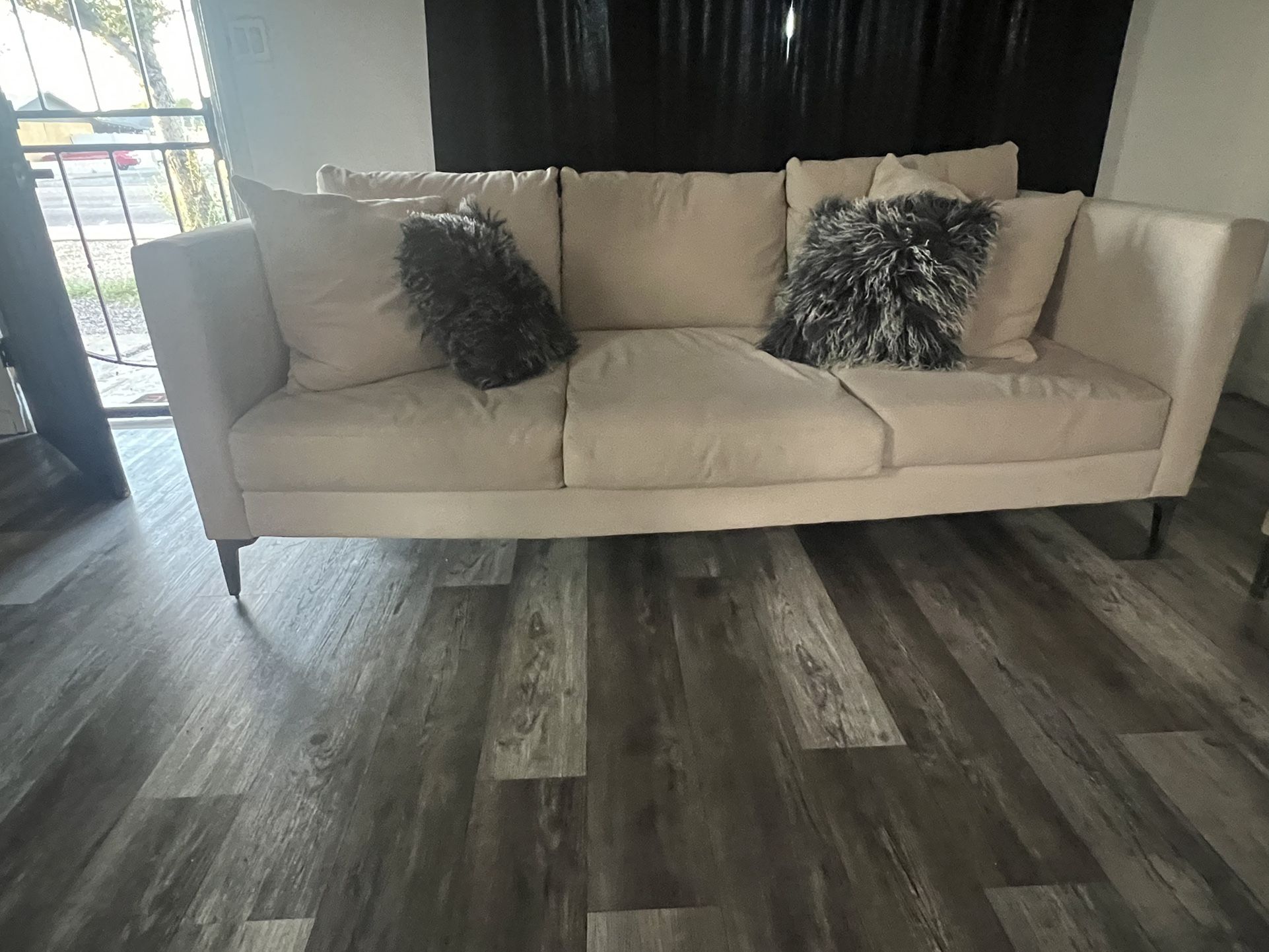 Couch Free Delivery