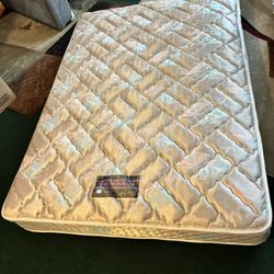 💞💞$280!!!—-(firm on price) nice Full size mattress—(mattress only)although I have many mattresses available of almost every size (no king size) you 