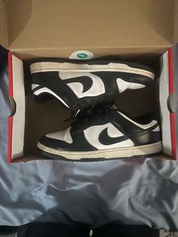 Nike Panda Dunks